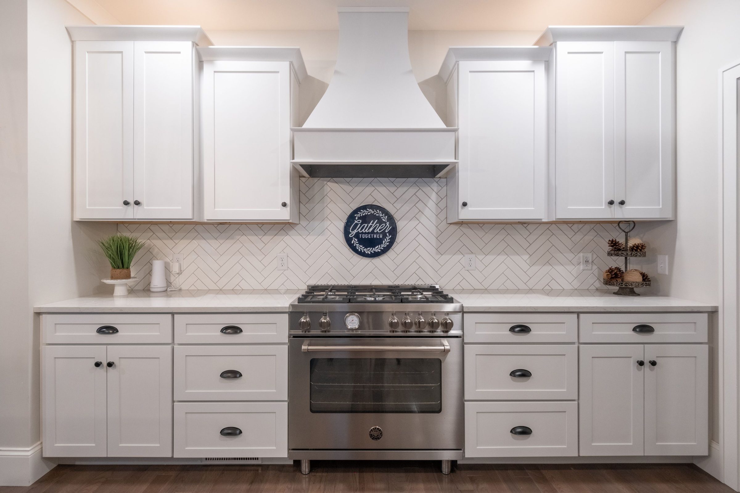 Beautiful kitchen with CheapAzz Cabinets